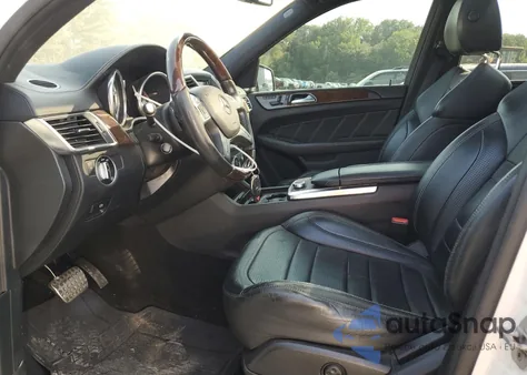 2014 Mercedes-Benz Ml 63 Amg z USA, uszkodzony, nr VIN 4JGDA7EB6EA344690